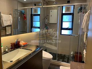 Pok Fu Lam - Baguio Villa Block 34 02