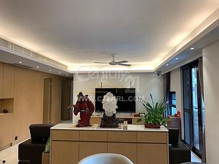 Pok Fu Lam - Baguio Villa Block 34 04
