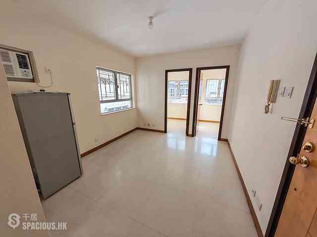 Sai Ying Pun - Tung Ming Court 01
