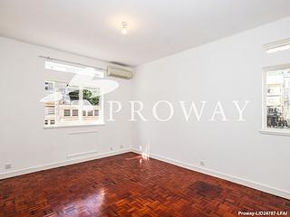 Deep Water Bay - Deepdene Block F 07