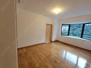 Mid Levels Central - Estoril Court Block 1 08