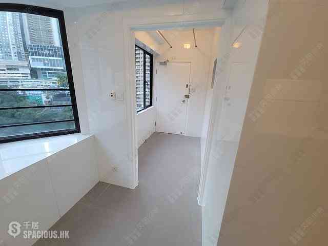 Mid Levels Central - Estoril Court Block 1 15