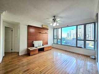Tung Chung - Caribbean Coast Phase 1 Monterey Cove 06