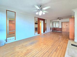 Tung Chung - Caribbean Coast Phase 1 Monterey Cove 16