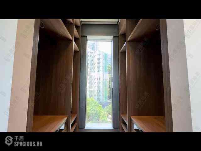 Mid Levels West - University Heights Tower 2 06
