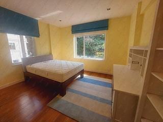 Pok Fu Lam - La Clare Mansion Block A 04