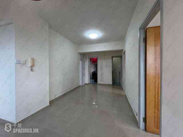 Sai Ying Pun - General Building 05