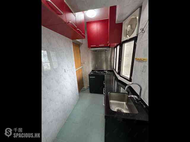 Sai Ying Pun - General Building 08