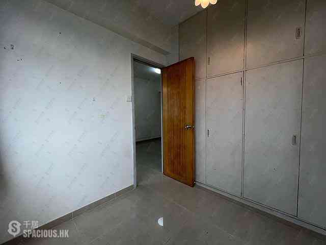 Sai Ying Pun - General Building 10