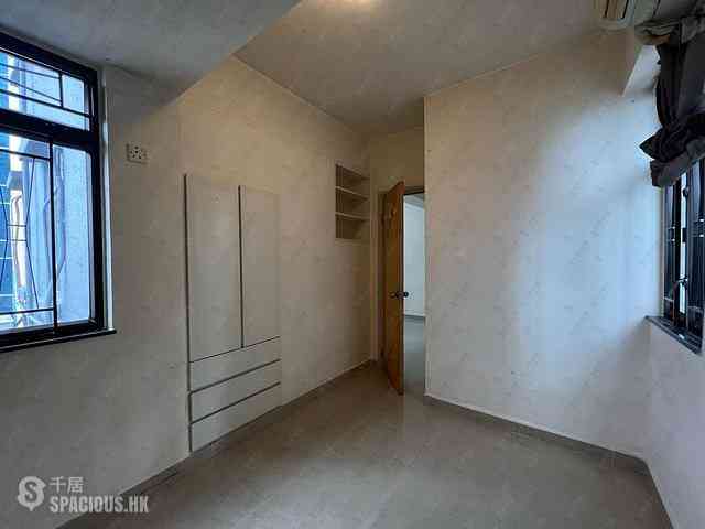 Sai Ying Pun - General Building 17