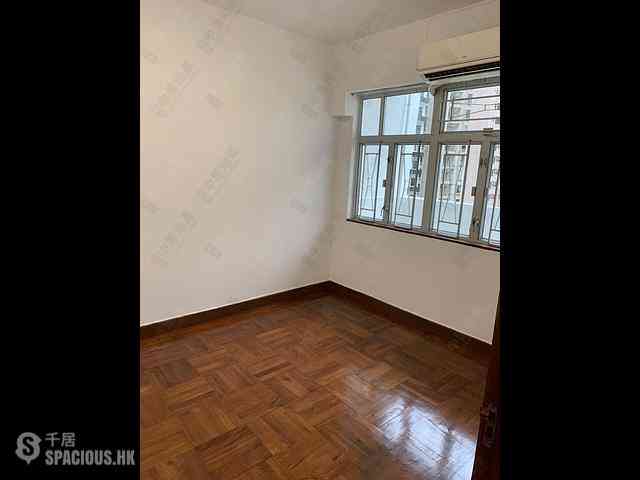 Mid Levels West - Hing Wah Mansion Block B 02