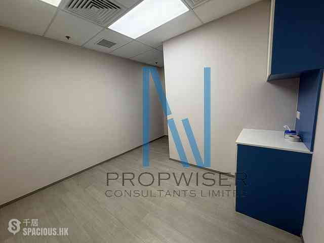 Wan Chai - Bank of East Asia Harbour View Centre 09