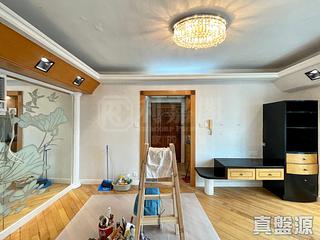 Tseung Kwan O - Well On Garden Block 4 02