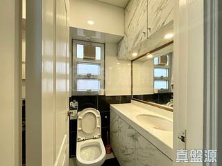 Tseung Kwan O - Well On Garden Block 4 04