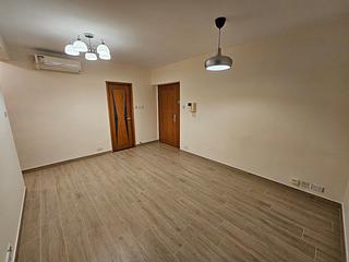 Kennedy Town - University Heights Block 1 04