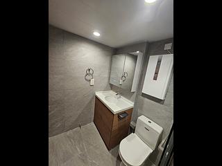Kennedy Town - University Heights Block 1 11