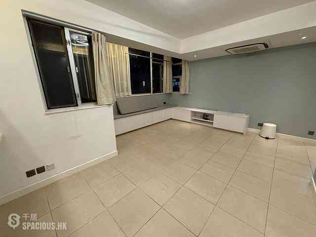 Causeway Bay - Paterson Building 01