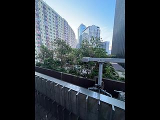 Quarry Bay - Lai Wah Mansion 03