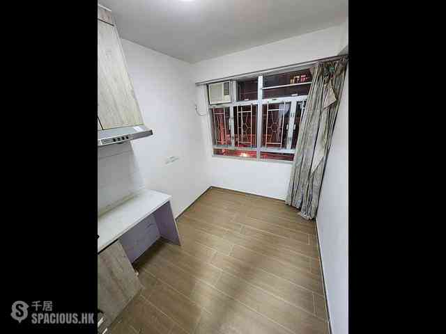 Sai Ying Pun - Western House 01