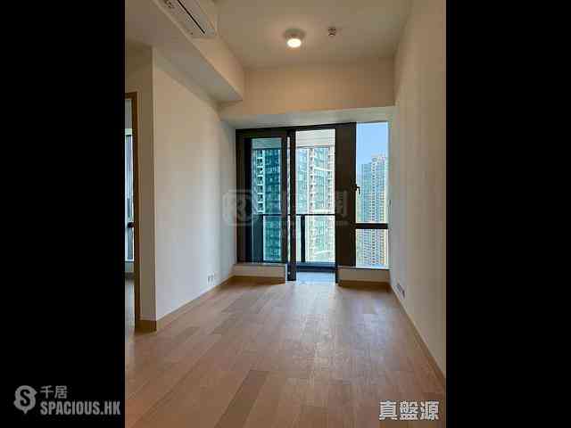 Lohas Park - Lohas Park Phase 12A Seasons Place Tower 3A 01