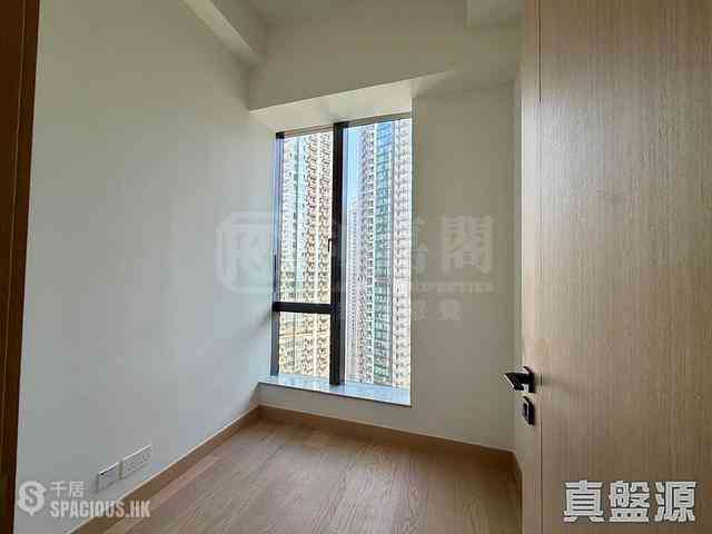 Lohas Park - Lohas Park Phase 12A Seasons Place Tower 3A 03
