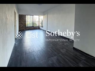 Mid Levels Central - Mackenny Court 02