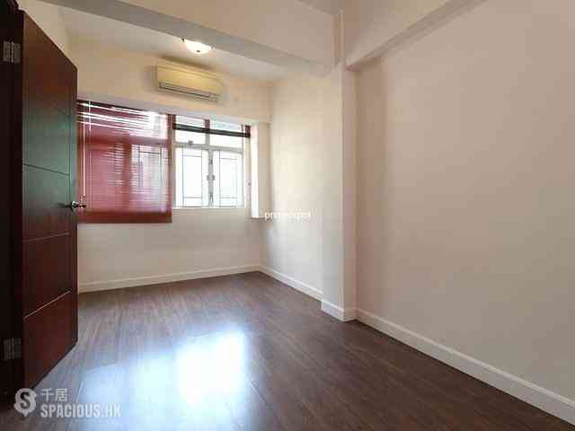 Wan Chai - Wai Man House 04