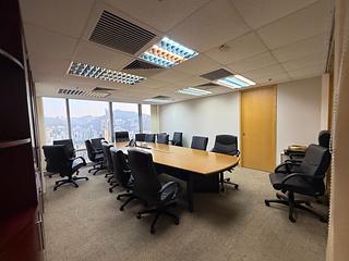 Wan Chai - Convention Plaza Office Tower 04