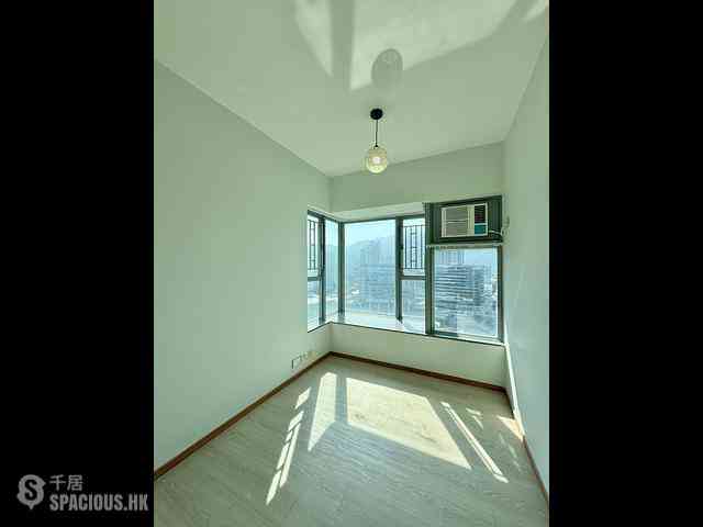 Tung Chung - Seaview Crescent Block 1 06