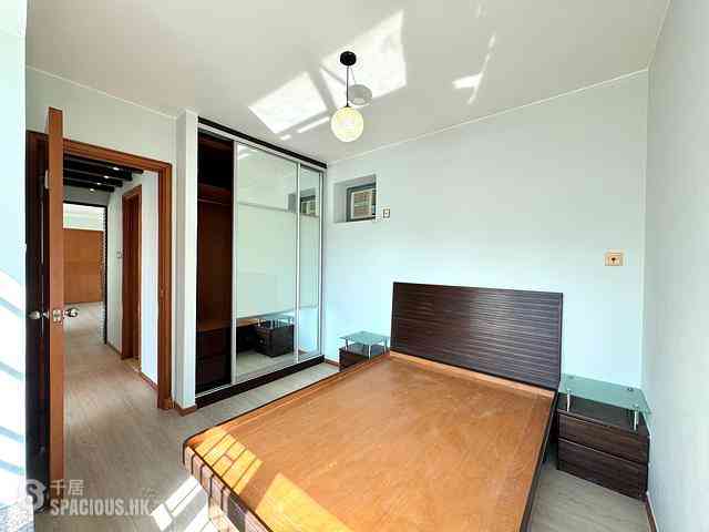 Tung Chung - Seaview Crescent Block 1 07