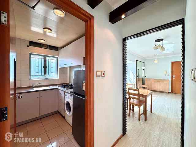 Tung Chung - Seaview Crescent Block 1 03
