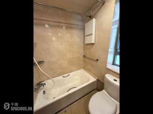 Tung Chung - Seaview Crescent Block 1 09