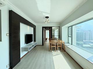 Tung Chung - Seaview Crescent Block 1 02