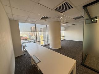Wan Chai - Convention Plaza Office Tower 05