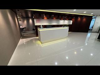 Wan Chai - Convention Plaza Office Tower 08