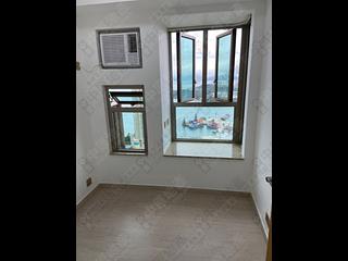Tai Kok Tsui - Harbour Green Tower 5 09