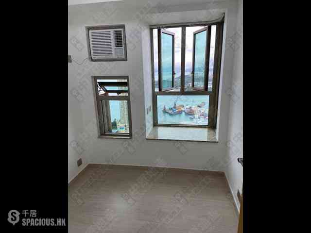 Tai Kok Tsui - Harbour Green Tower 5 09