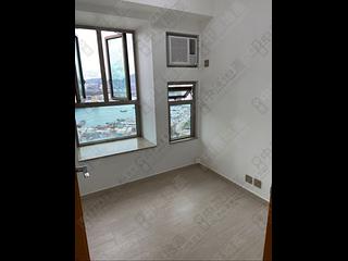 Tai Kok Tsui - Harbour Green Tower 5 04