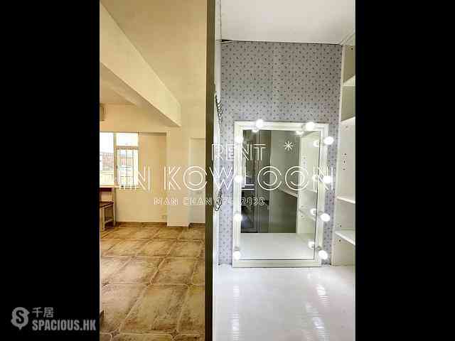 Prince Edward - Kui Shing Building 06
