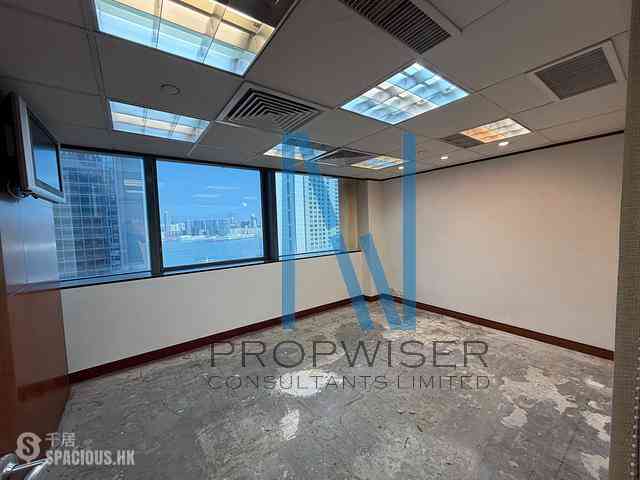 Central - Beautiful Group Tower 05