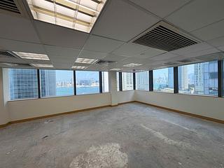 Central - Beautiful Group Tower 02