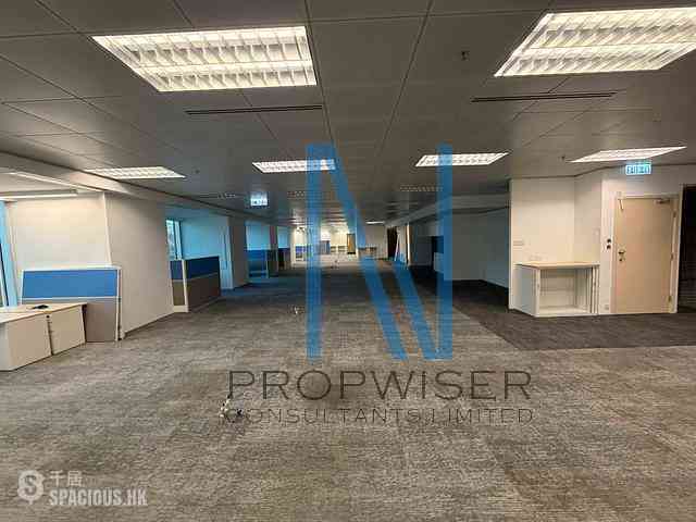 Wan Chai - Central Plaza 03