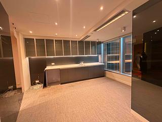 Wan Chai - Central Plaza 08