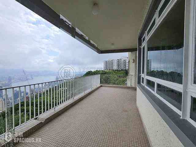 The Peak - Ridgeway 01