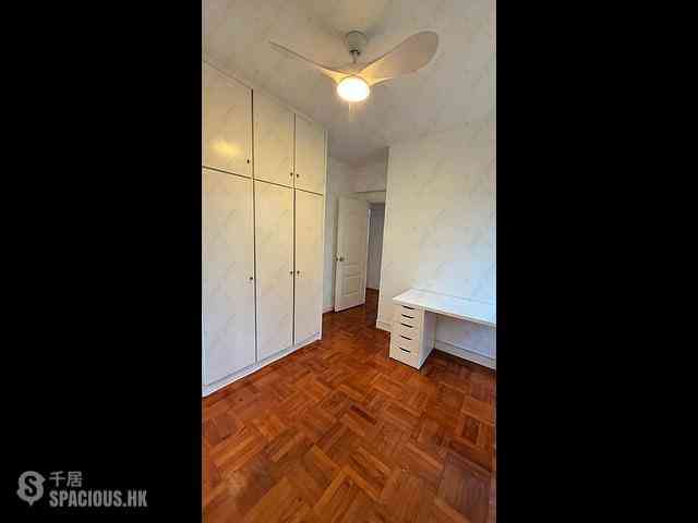 Mid Levels Central - Wing Hong Mansion 04