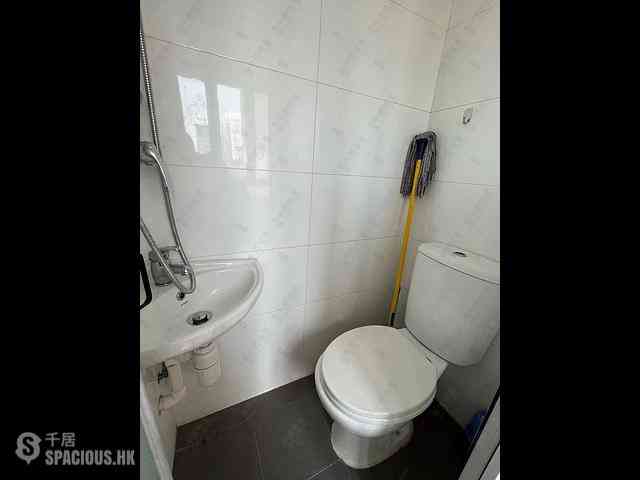 Mid Levels Central - Wing Hong Mansion 12