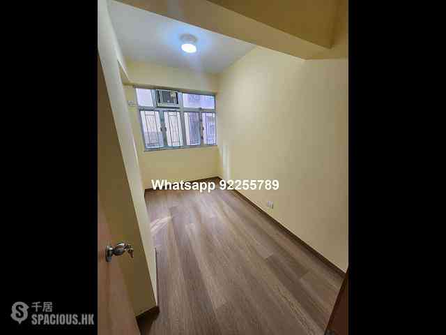 Sai Ying Pun - 30, Eastern Street 04