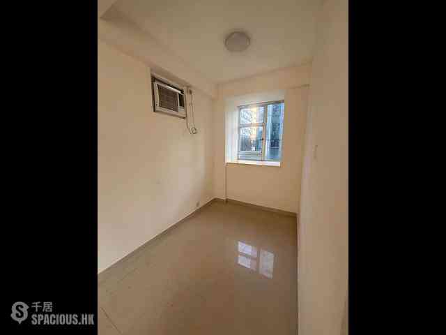 Tsim Sha Tsui - Shun Fai Building 03