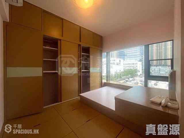 Tseung Kwan O - Alto Residences Block 8 03