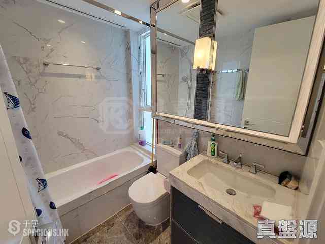 Tseung Kwan O - Monterey Block 8 04